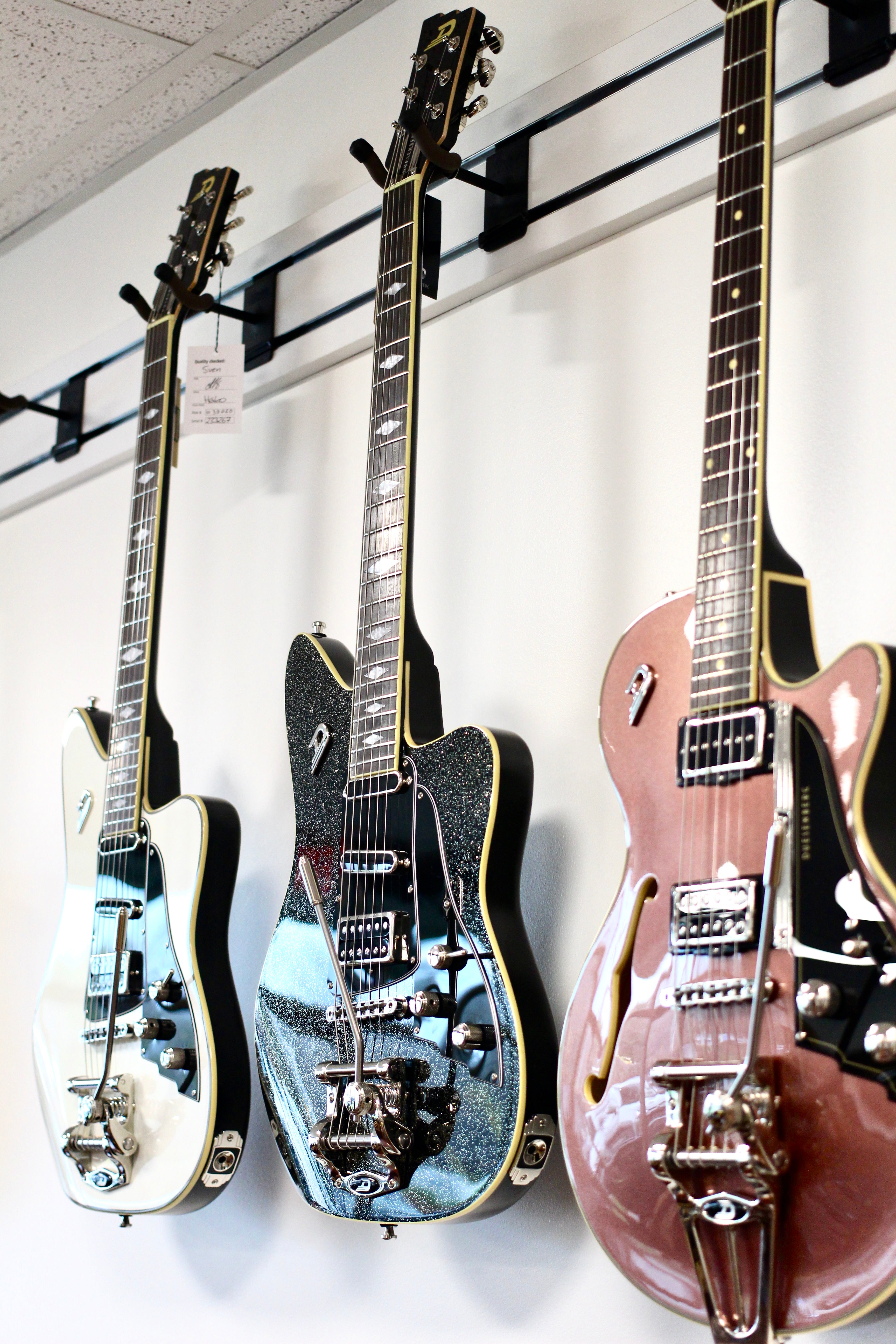 Duesenberg Paloma White w/ 